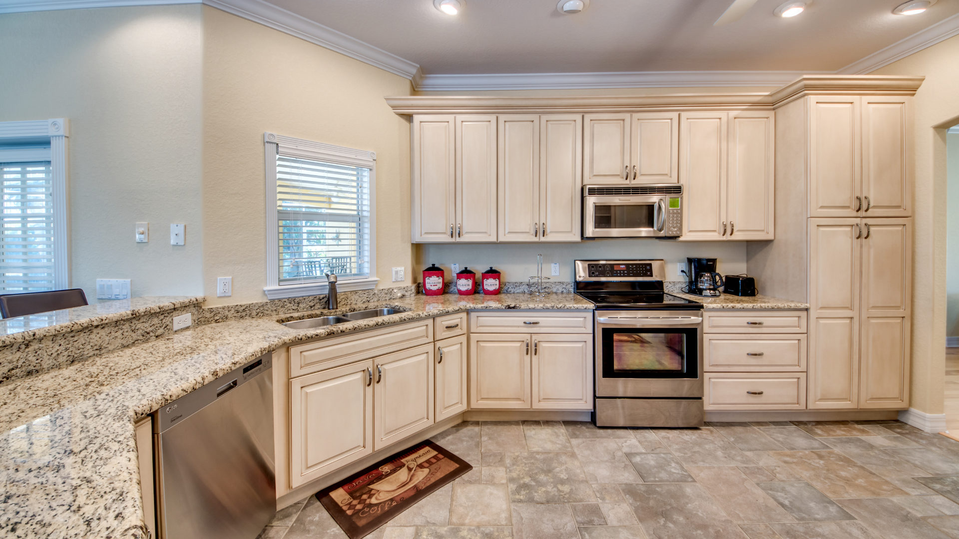 Cape Coral Home 921111