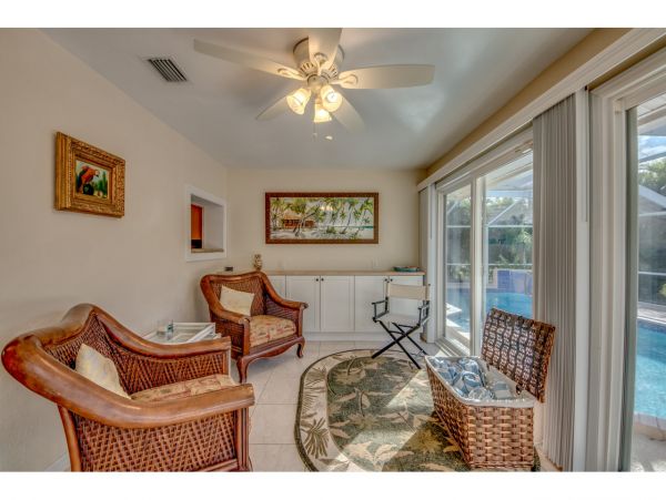 Cape Coral Three Bedroom Charm