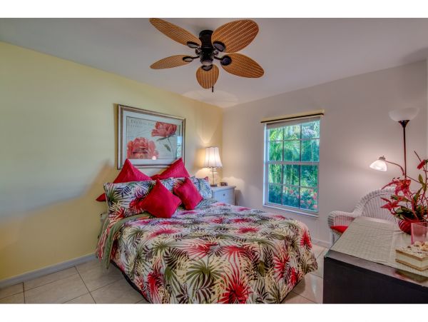 Cape Coral Three Bedroom Charm