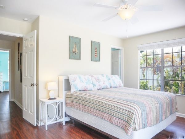 Short Walk to Beach Fort Myers Vacation Home Private Pool