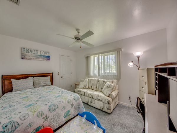 Cape Coral Three Bedroom Vacation Pool Home