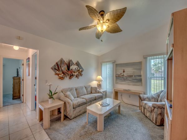 Cape Coral Three Bedroom Vacation Pool Home