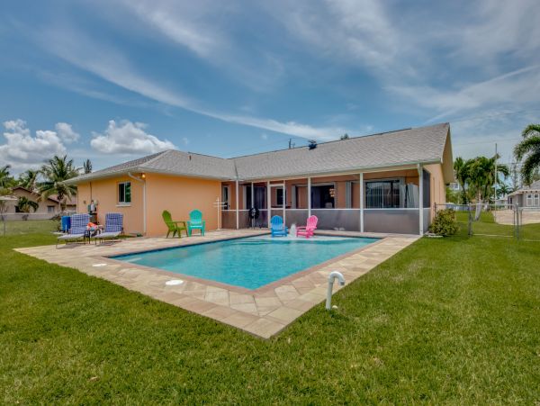 Cape Coral Three Bedroom Vacation Pool Home