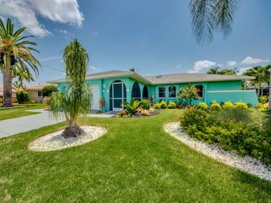 Cape Coral 4 Bedroom Vacation Home with Hot Tub - Sleeps 6