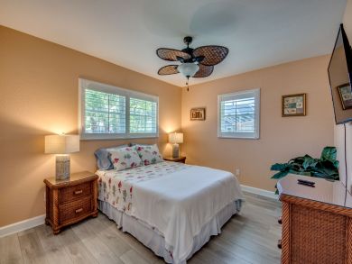 Cape Coral 4 Bedroom Vacation Home with Hot Tub - Sleeps 6