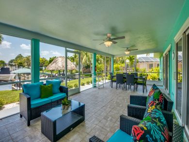 Cape Coral 4 Bedroom Vacation Home with Hot Tub - Sleeps 6