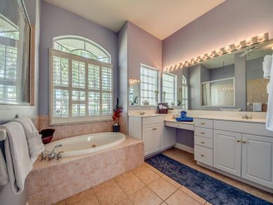 Cape Coral Home 921136