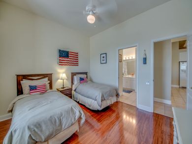 Cape Coral Home 921136
