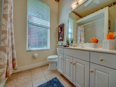 Cape Coral Home 921136