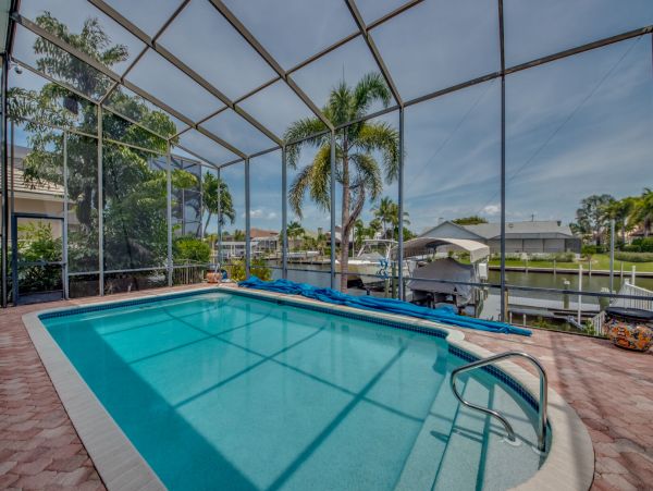 Cape Coral Vacation Home Five Bedroom Canal Views