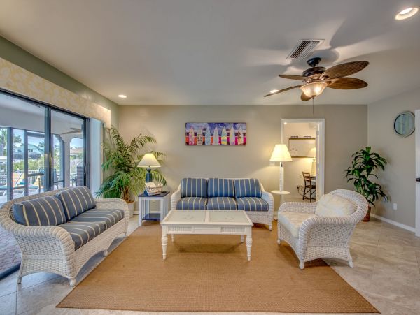 Cape Coral Vacation Home Five Bedroom Canal Views