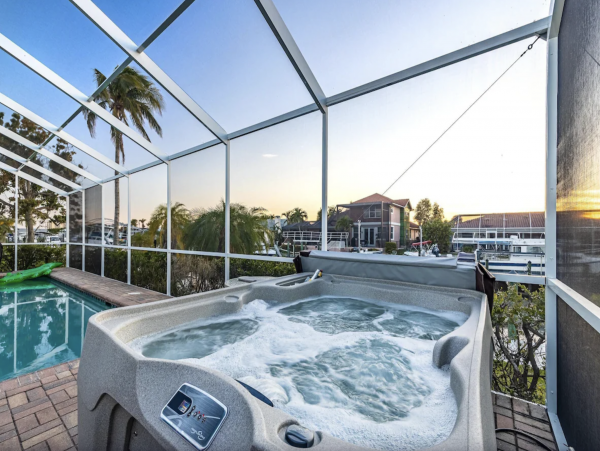 Cape Coral Luxury Vacation Pool Home Sleeps 14