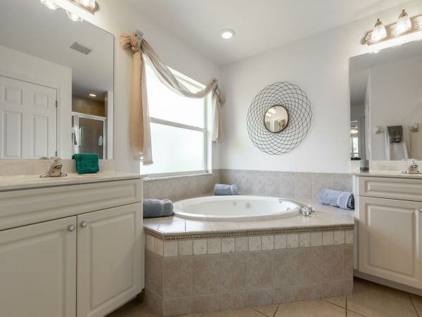 Cape Coral Home 921148