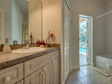 Cape Coral Home 921149