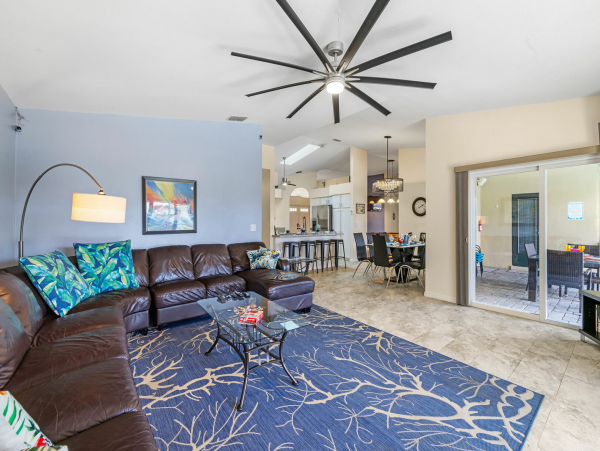 Cape Coral Spacious Luxury Home With Gulf Access - 8 Guests