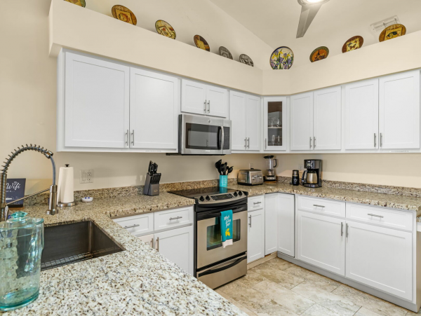 Cape Coral Spacious Luxury Home With Gulf Access - 8 Guests