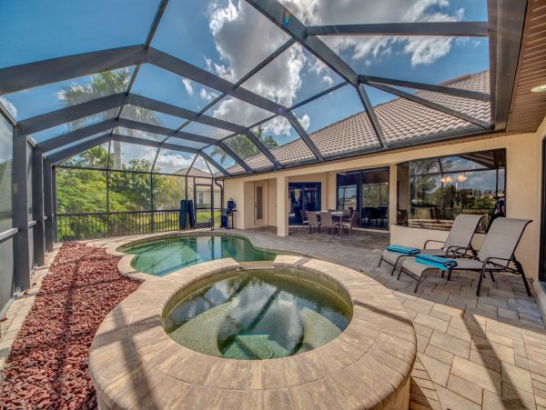 Cape Coral Vacation Home Five Bedrooms & Private Caged Pool