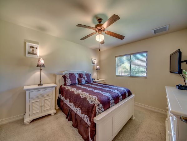 Cape Coral Vacation Home Five Bedrooms & Private Caged Pool