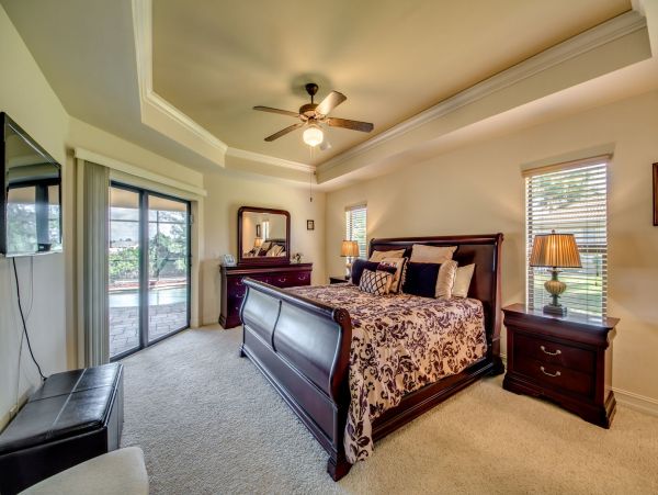 Cape Coral Vacation Home Five Bedrooms & Private Caged Pool