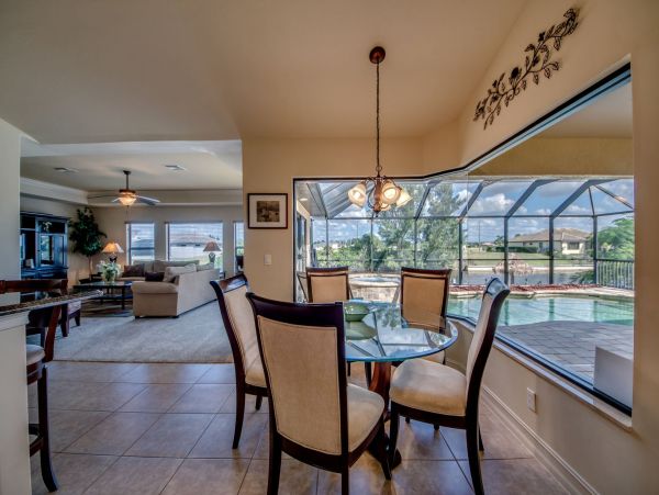 Cape Coral Vacation Home Five Bedrooms & Private Caged Pool