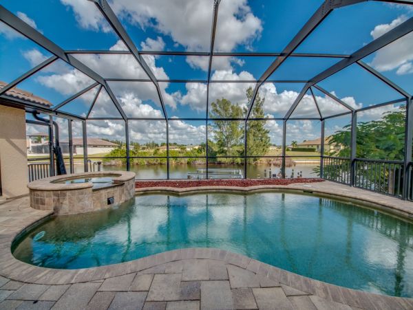 Cape Coral Vacation Home Five Bedrooms & Private Caged Pool