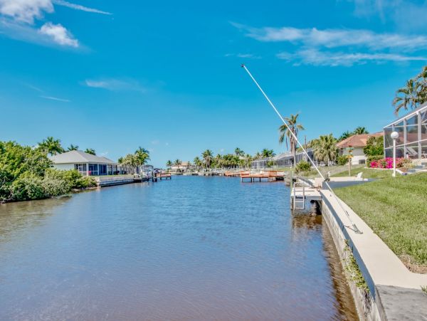 Canal Views Cape Coral Luxury Vacation Pool Home Sleeps 8