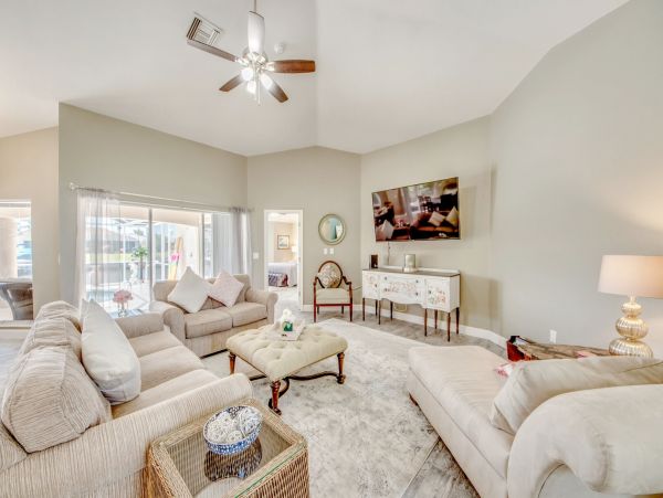 Canal Views Cape Coral Luxury Vacation Pool Home Sleeps 8