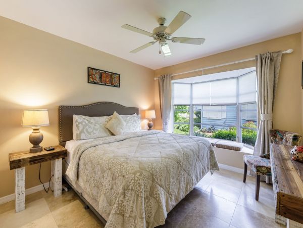 Cape Coral Vacation Home With Private Pool Sleeps 8 Guests