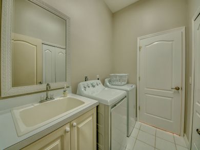 Cape Coral Home 921158 Cape Coral Home 921158