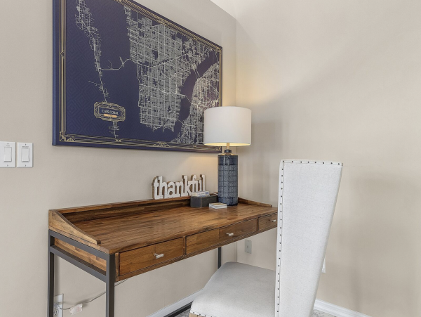 NEW ARRIVAL Luxury Cape Coral Waterside Vacation Home