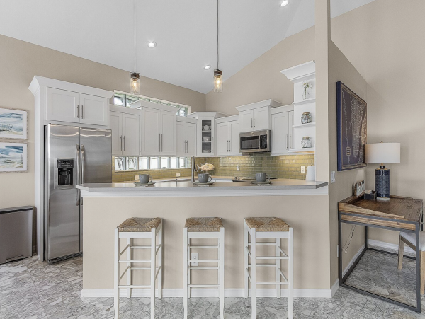 NEW ARRIVAL Luxury Cape Coral Waterside Vacation Home
