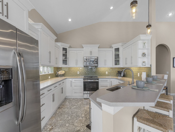 NEW ARRIVAL Luxury Cape Coral Waterside Vacation Home