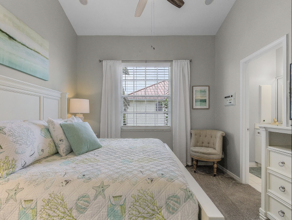 NEW ARRIVAL Luxury Cape Coral Waterside Vacation Home