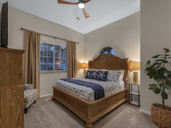 NEW ARRIVAL Luxury Cape Coral Waterside Vacation Home