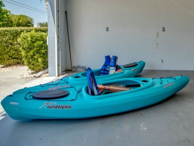 Cape Coral 3 Bedroom Vacation Rental Villa with Pool & Dock