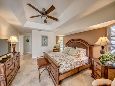 Cape Coral 3 Bedroom Vacation Rental Villa with Pool & Dock