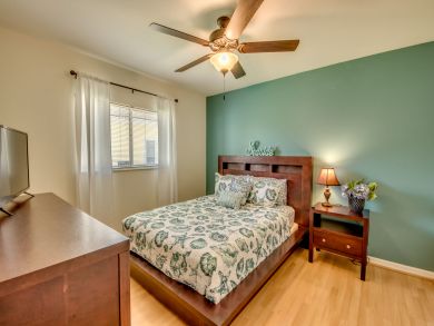 Cape Coral 3 Bedroom Vacation Rental Villa with Pool & Dock