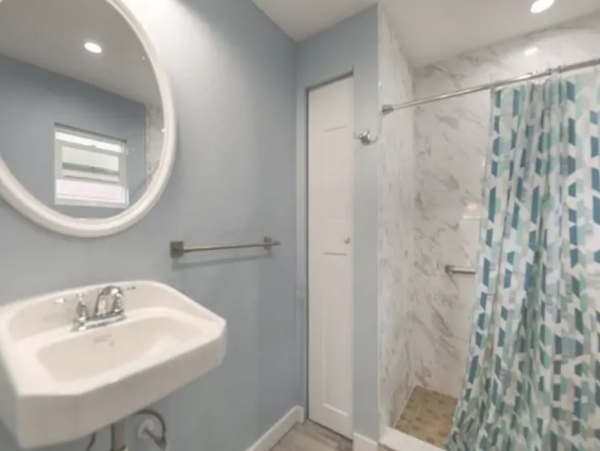Lovely Captiva Vacation Cottage with 2 Bedrooms Sleeps 4