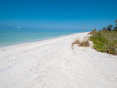 Sanibel Vacation Home Sleeps Eight Guests.