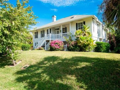 Sanibel Vacation Home Sleeps Eight Guests.