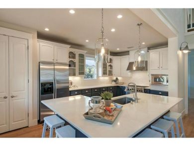 Rosemary Beach Vacation Home Sleeps Twelve Guests.