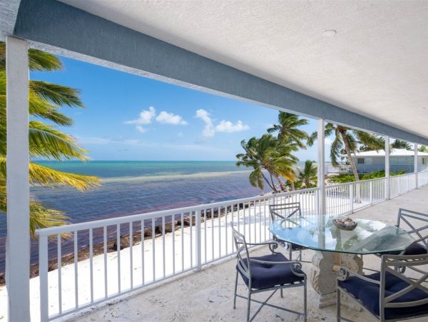 Islamorada Five Bedroom Beachfront Vacation Home