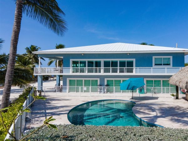 Islamorada Five Bedroom Beachfront Vacation Home