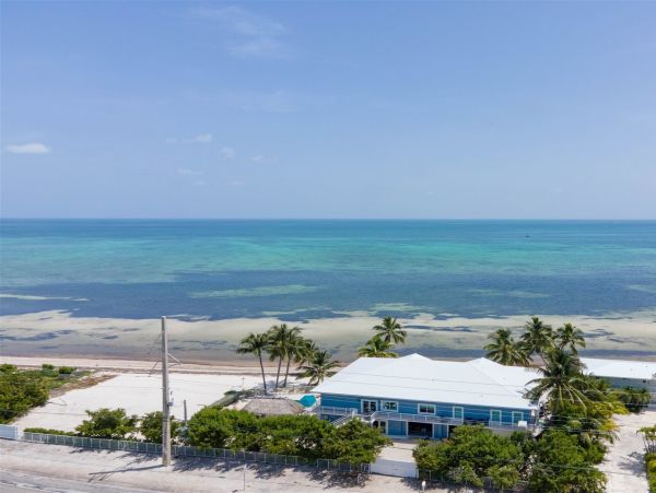 Islamorada Five Bedroom Beachfront Vacation Home