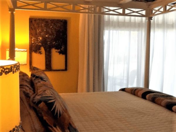 Islamorada Oceanfront 10 Bedrooms Home