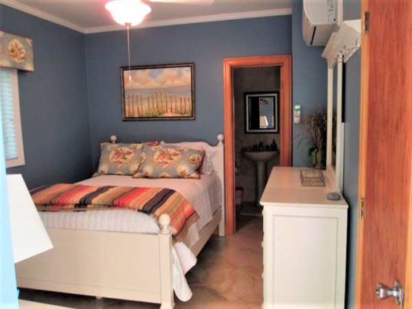 Islamorada Oceanfront 10 Bedrooms Home