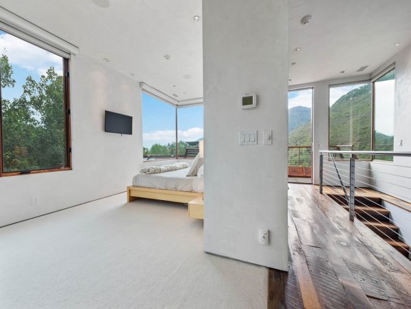 Mountain Views Vail Vacation Home Sleeps Eight Guests.