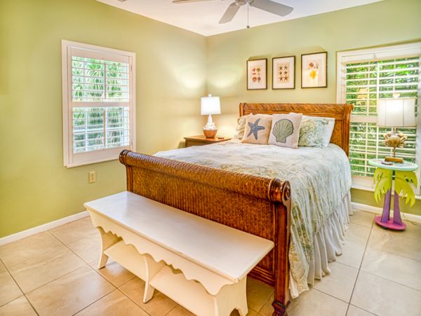 Captiva Island Luxury Vacation Accommodation Walk to Beach