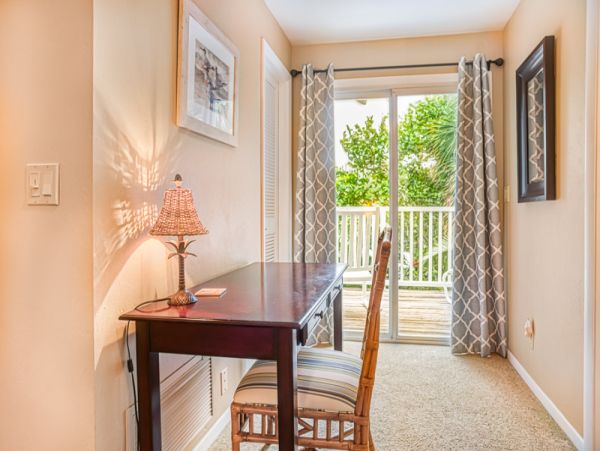 Captiva Island Luxury Vacation Accommodation Walk to Beach