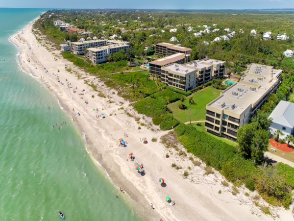 Sanibel Luxury Vacation Accommodation on Beach
